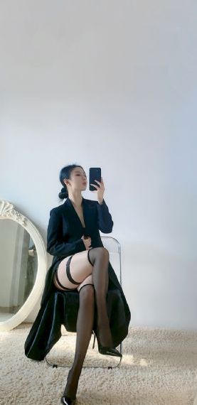 疯狂揉小泬到失禁高潮gl的图片