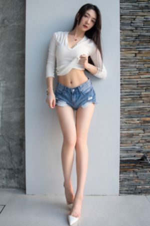 口罩男子明明不谈恋爱