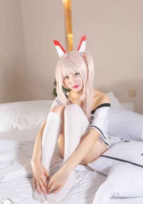 女大学生按摩室