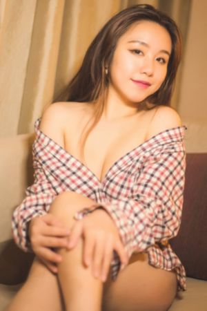 漂亮的妺妺5hd高清中文