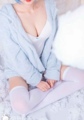 新梅瓶1一5集在线观看