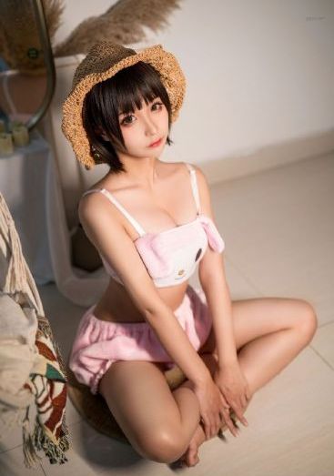 巜隔壁练瑜伽的人妻