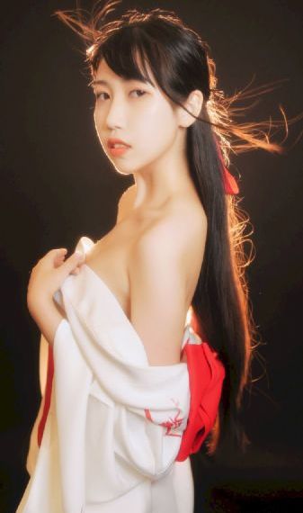 男爵夫人的调教