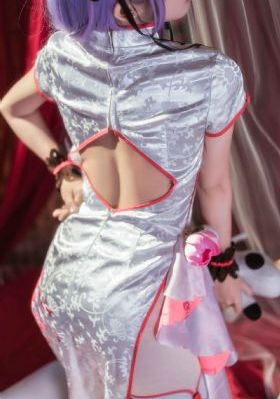 漂亮的女邻居4伦理